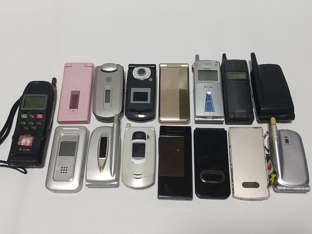 中古携帯電話セット ガラケー 15台