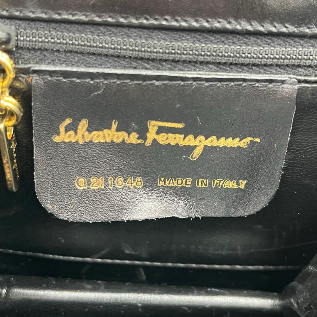 ✨美品✨Salvatore Ferragamo パーティバッグ　サークルハンドル