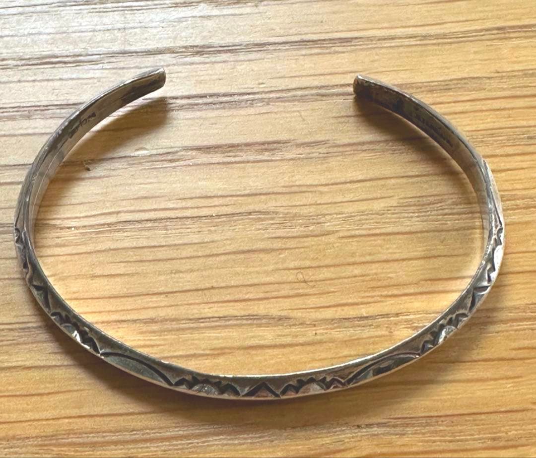 インディアンジュエリー Sterling Silver ナバホ バングル
