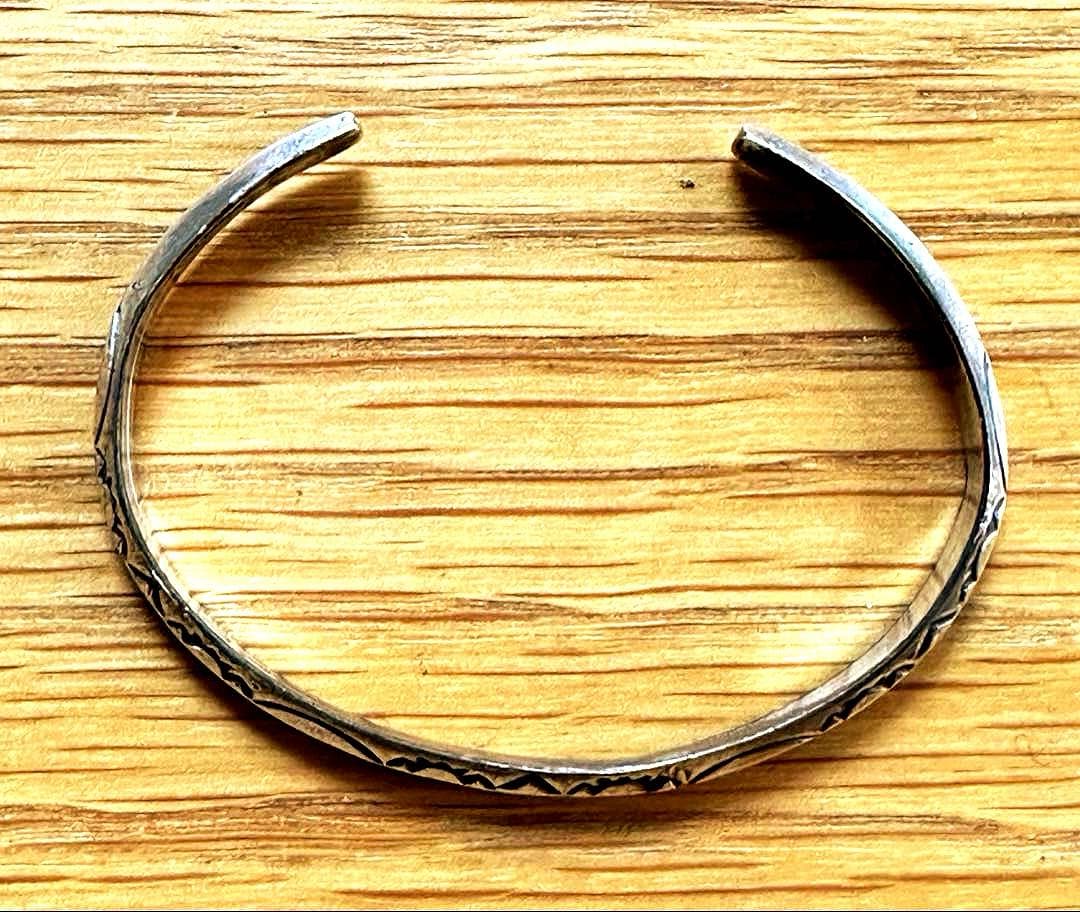 インディアンジュエリー Sterling Silver ナバホ バングル