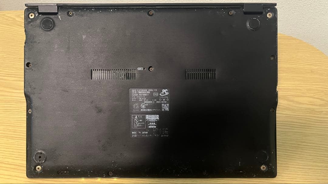 Windowsノート本体 Fujitsu Lifebook UH90/C3 Core i7-8565U