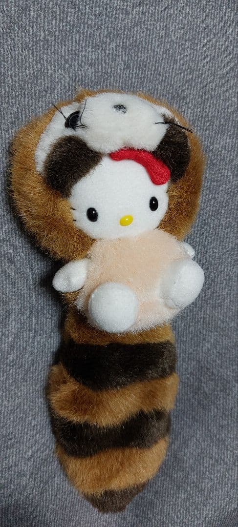 ハローキティ2002年冬期限定 しっぽ倶楽部 レッサーパンダぬいぐるみ 希少価値