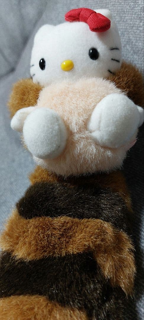 ハローキティ2002年冬期限定 しっぽ倶楽部 レッサーパンダぬいぐるみ 希少価値