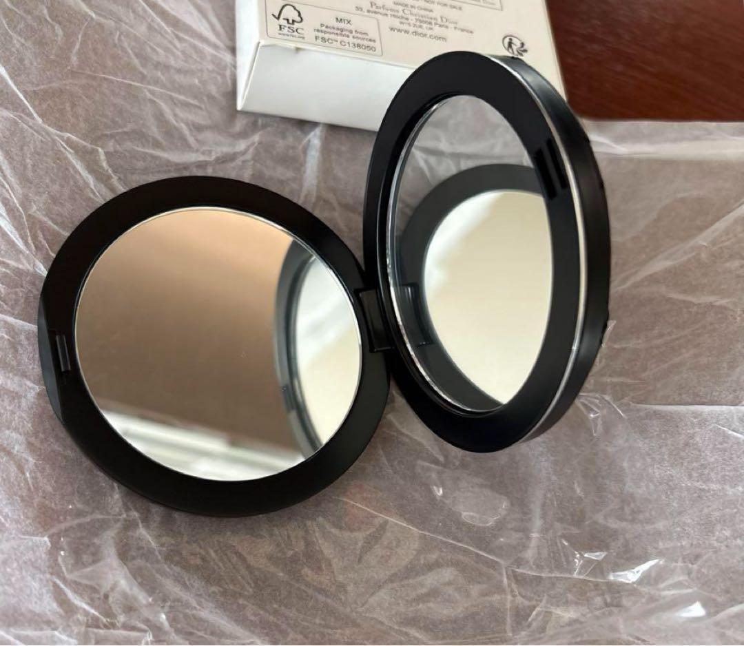 Dior ノベルティ　コンパクトミラー　黒