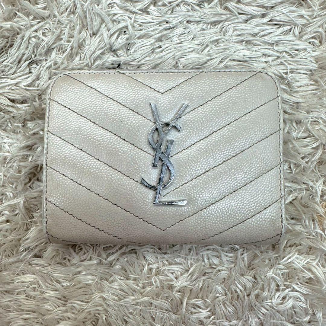 【美品】サンローラン 二つ折り財布 ホワイト Vステッチ キャビアスキン YSL