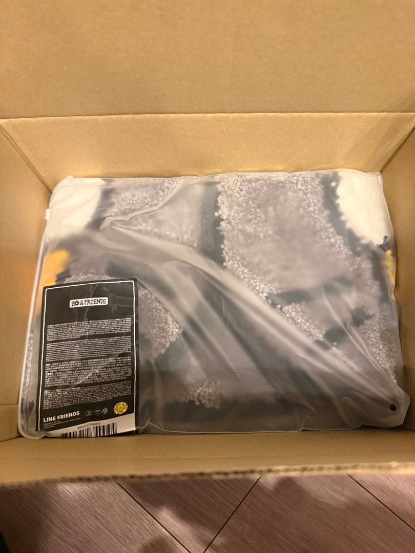 ￼ZO&FRIENDS ポップアップ ZOA ラグマット