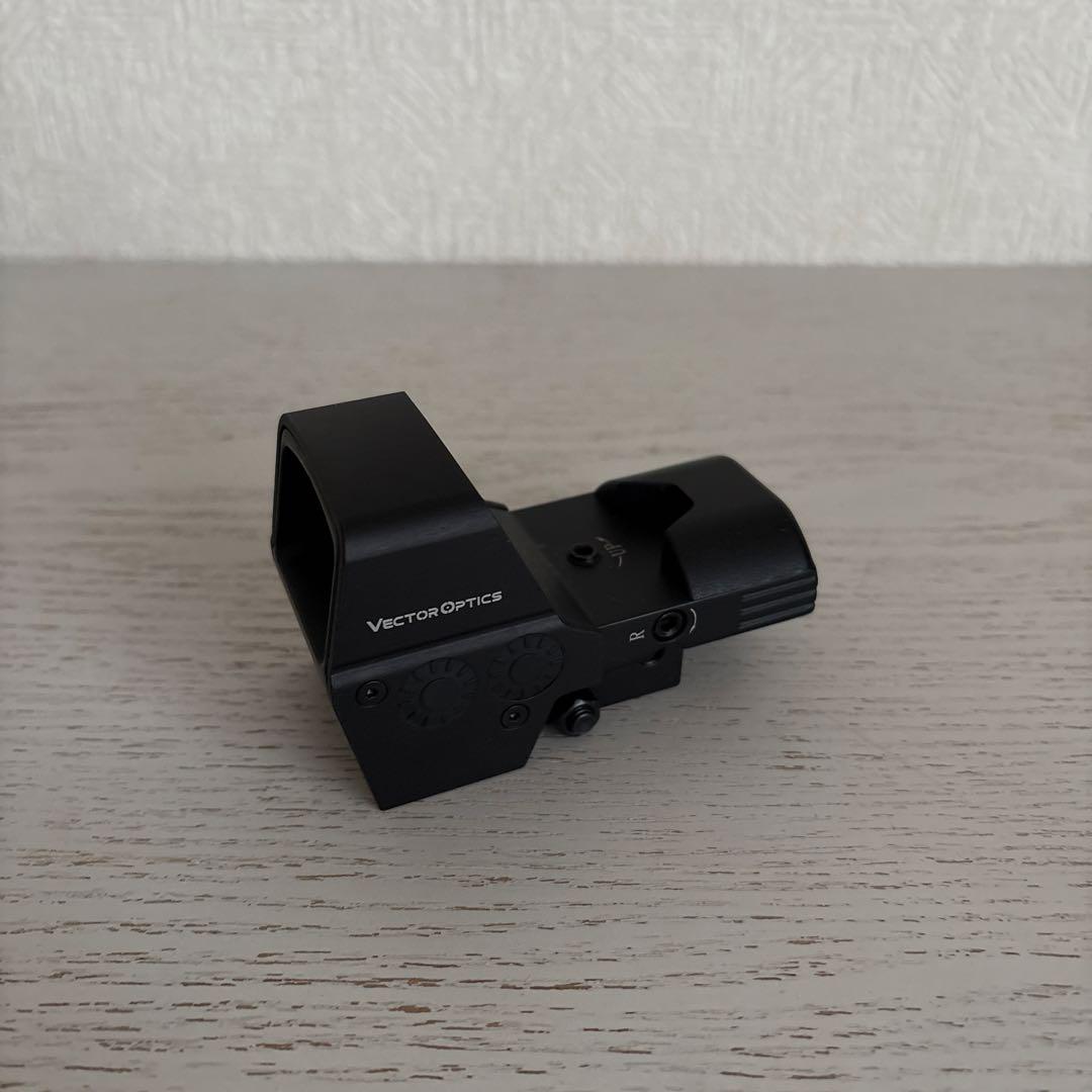 Omega 23×33 Four Reticle Reflex Sight