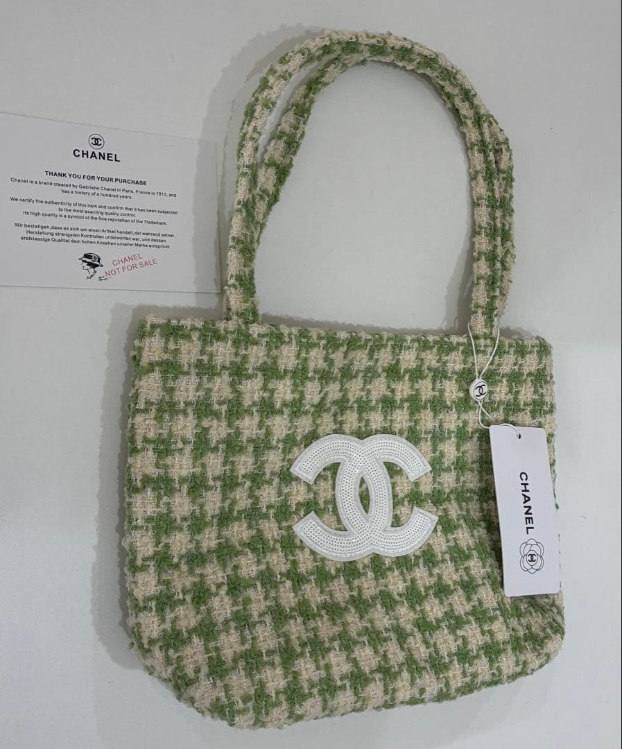 ちょび娘　CHANEL グリーン ツイード トートバッグシャネルノベルティ