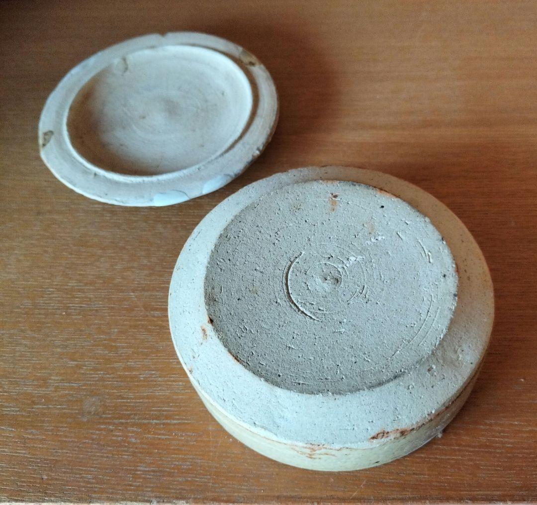 骨董　瀬戸　美濃　灰釉　蓋物