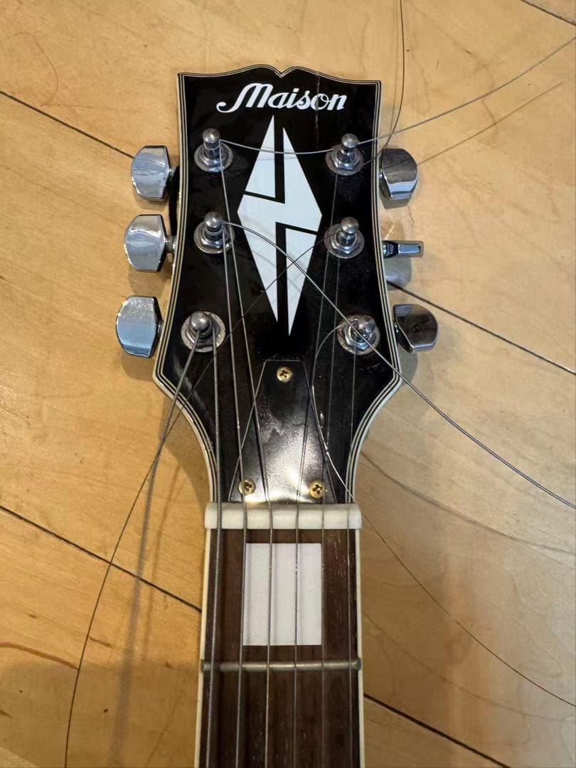 Maison メイソン レスポールタイプ エレキギター