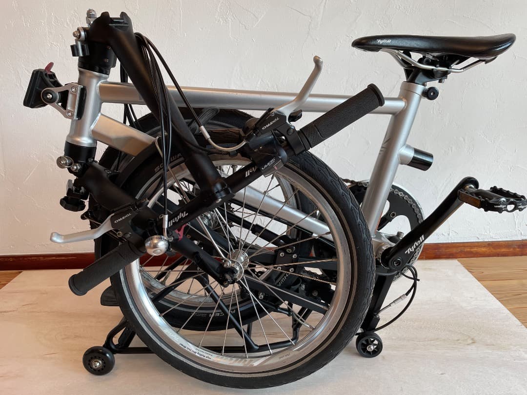 TYRELL IVE 2017年モデル 18インチ