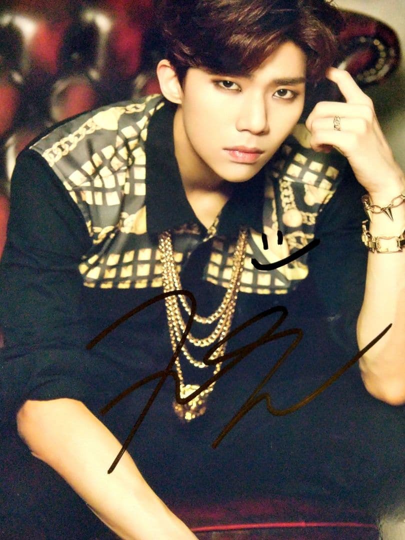 ケビン直筆サイン入り超大型写真‥KEVIN