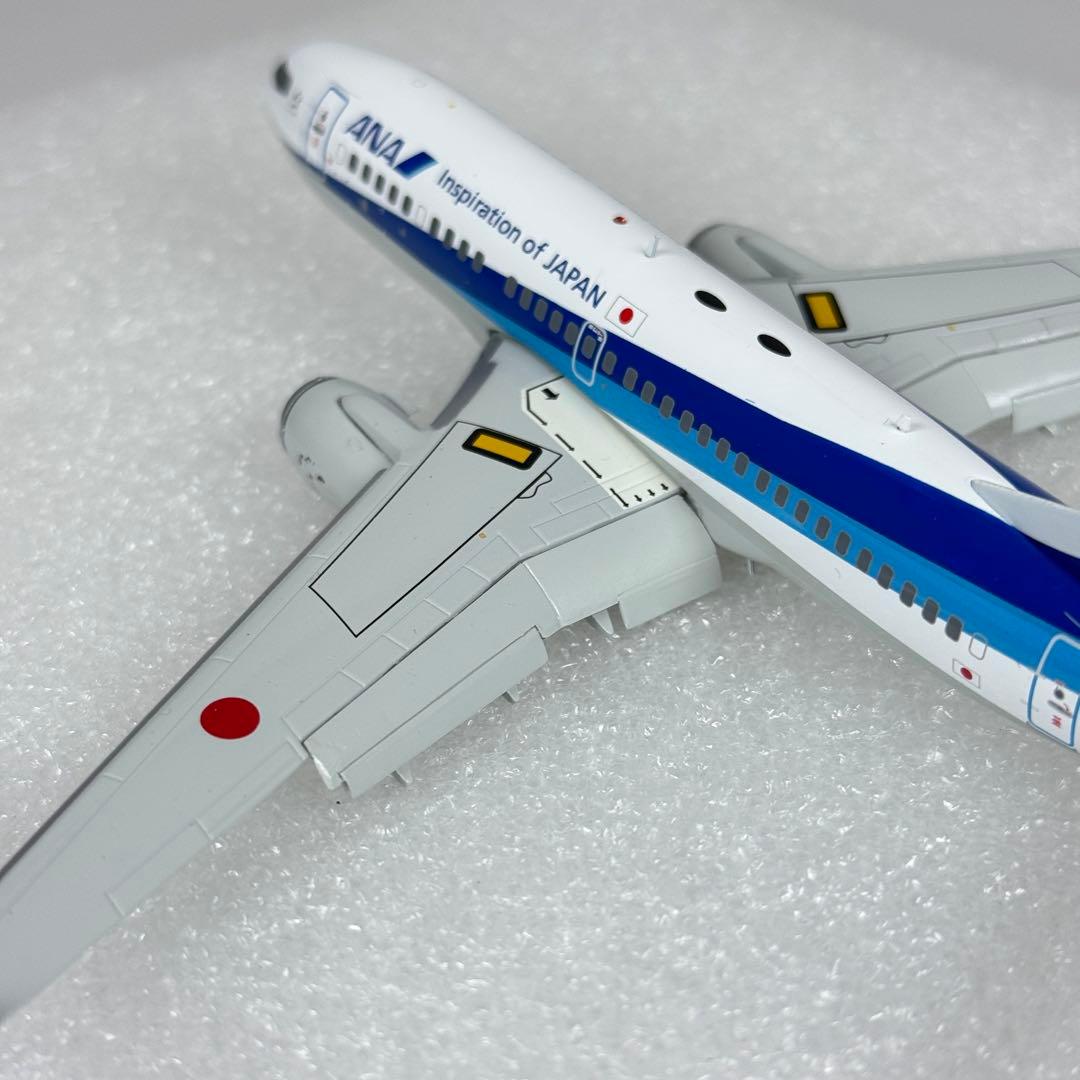 1/200 ANA 737-700 JA02AN (73P) フラップダウン