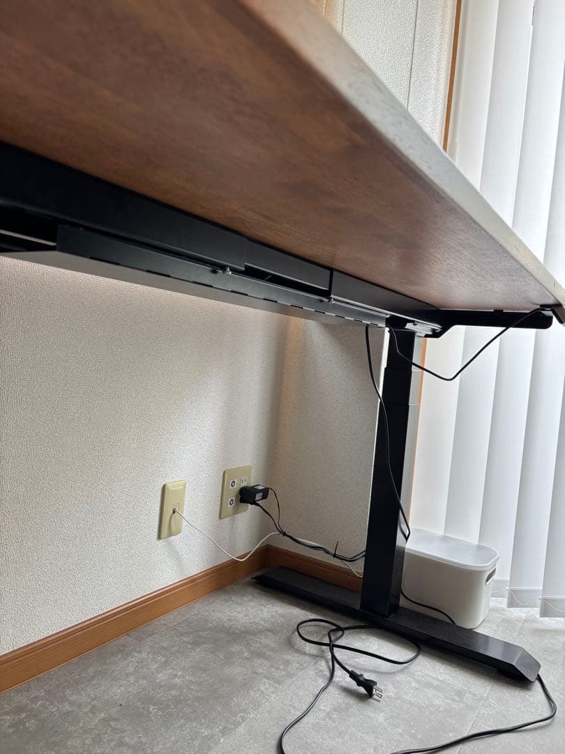 テムス　FLEXISPOT E7B + KANADEMONO天板