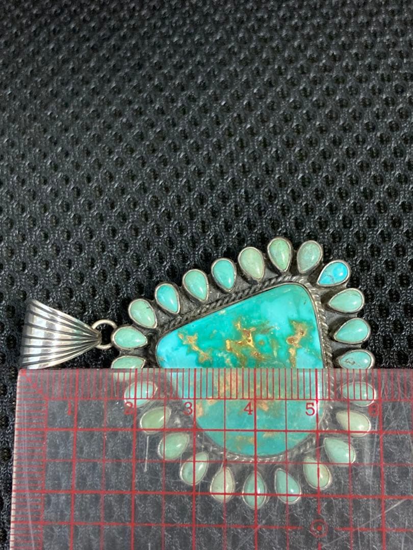 ナバホ族ターコイズペンダント A. Jakeインディアンジュエリーロンハーマン