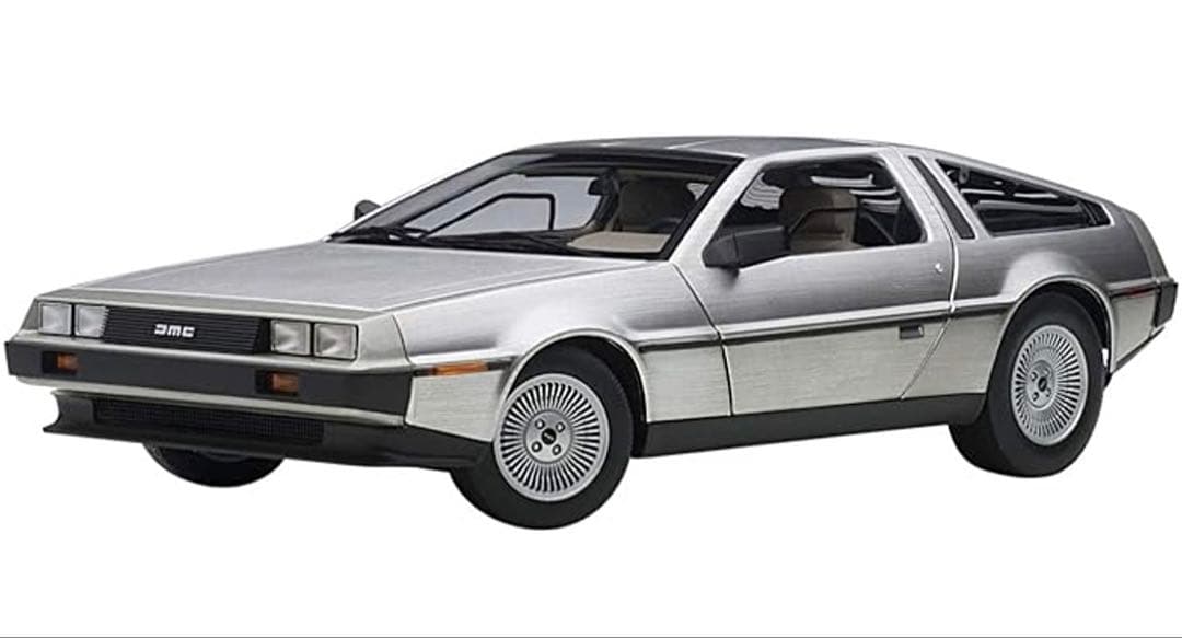 AUTOart 1/18 デロリアン DMC-12 サテンシルバー 完成品