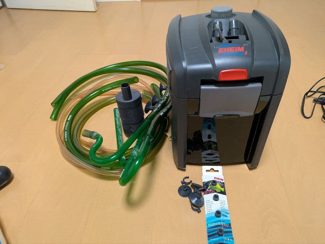 水槽と水槽棚セット EHEIMフィルター付き