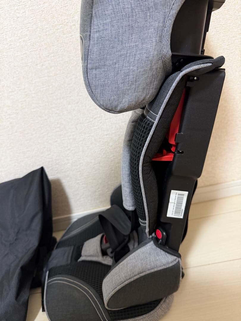 日本育児　トラベルベスト evo グレー