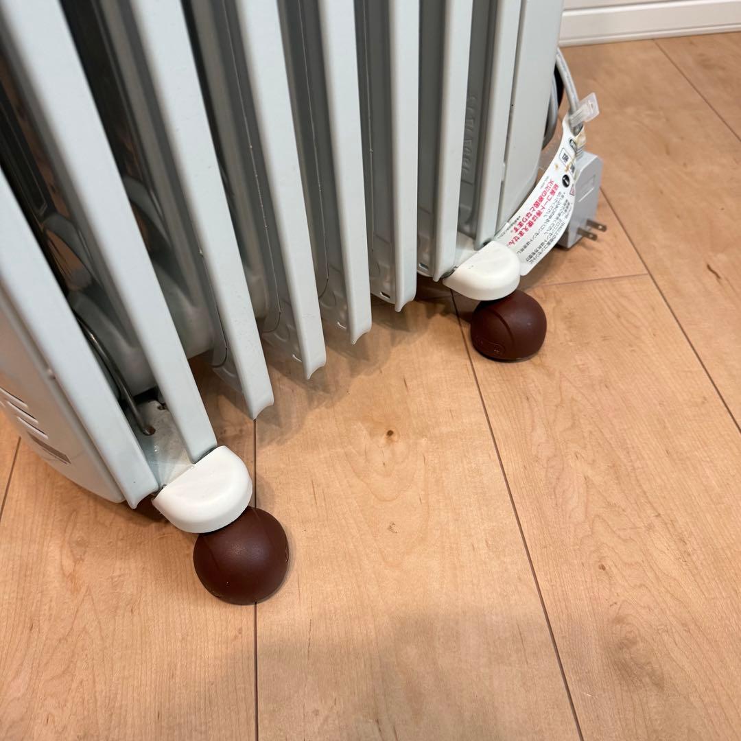 DeLonghi デロンギ オイルヒーター 10畳 JR0812-BR