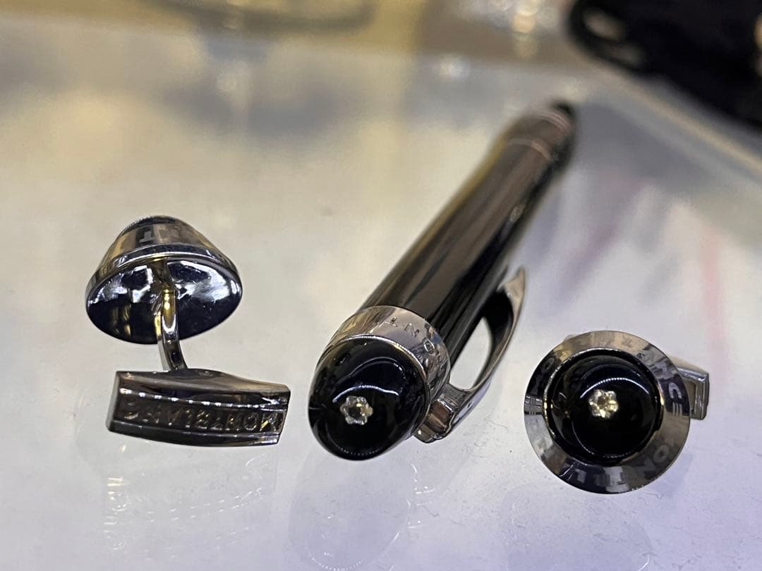 montblanc モンブランボールペンとカフスボタンセット　ダイヤ100
