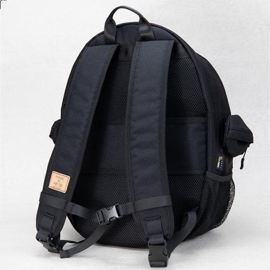 メイドインアビス 烈日の黄金郷 ボンドルド リュック MADE IN ABYSS