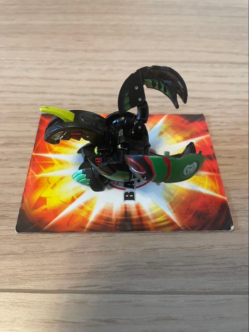 値下げ　【希少品】爆丸　ダークオン・ヘリオスMKⅡ 闇属性　※カードは付きません