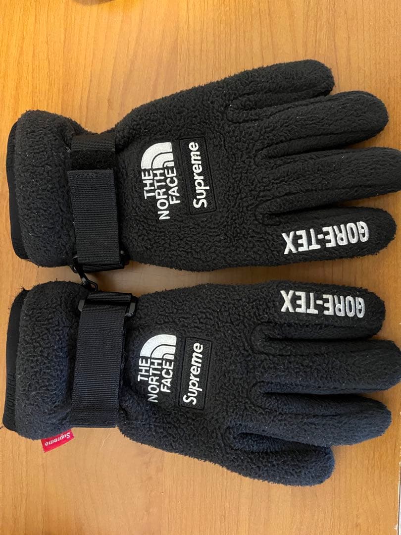 THE NORTH FACE Supreme GORE-TEX手袋 ブラック
