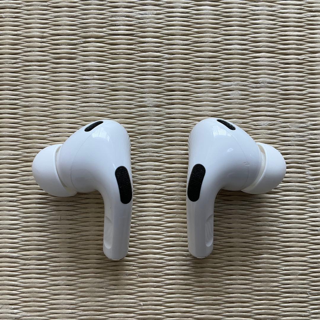 Apple AirPods Pro 2 （第二世代、Lightning）