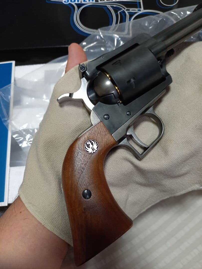 スーパーブラックホーク　エクセレントHW ガスガン 4.62インチ