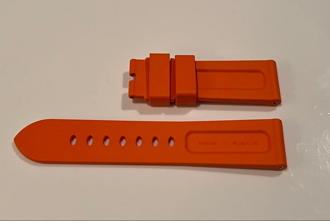 【未使用品】PANERAI パネライ純正ストラップカウッチュー／オレンジ