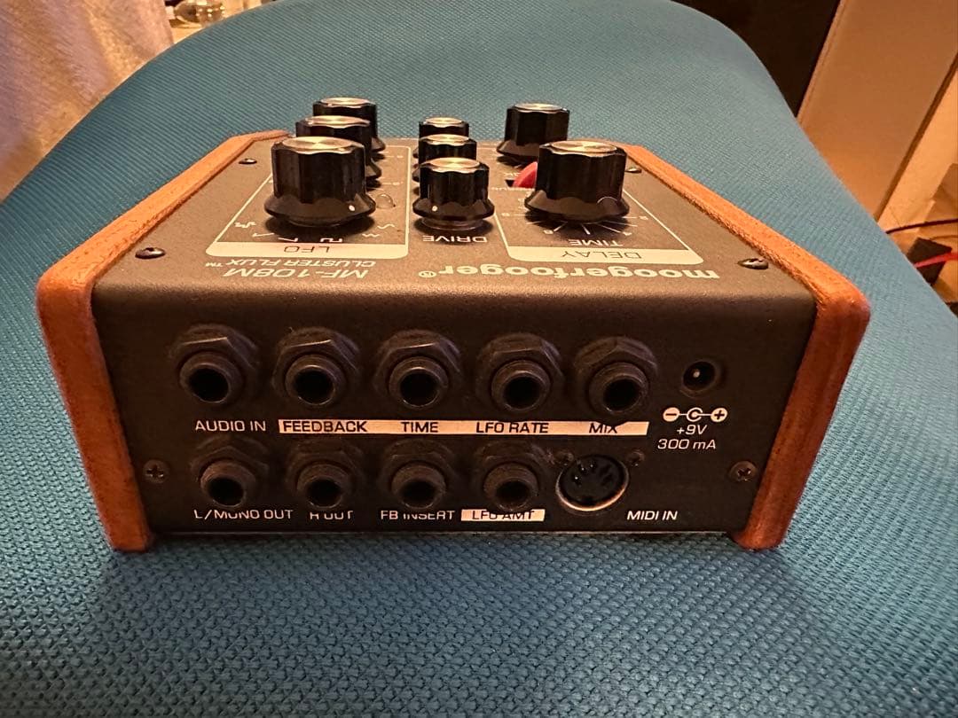 ギター moog moogerfooger MF-108M CLUSTER FLUX