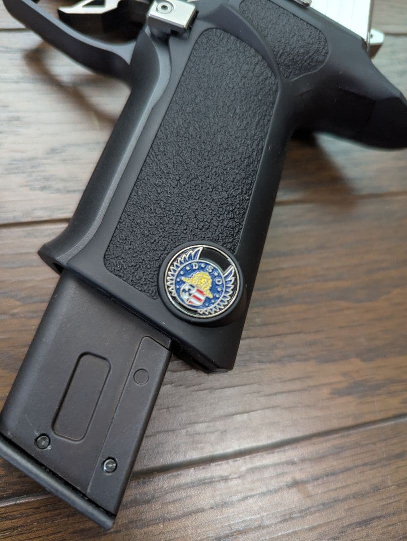 東京マルイ　センチネルナイン　ガスブローバック　バイオハザード