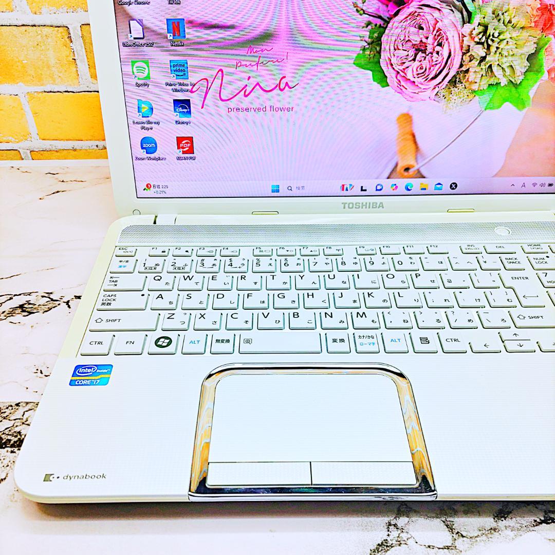 簡単PC❣️WIN11ノートパソコン❤️爆速SSD❤️メモリ８G✨Blu-ray