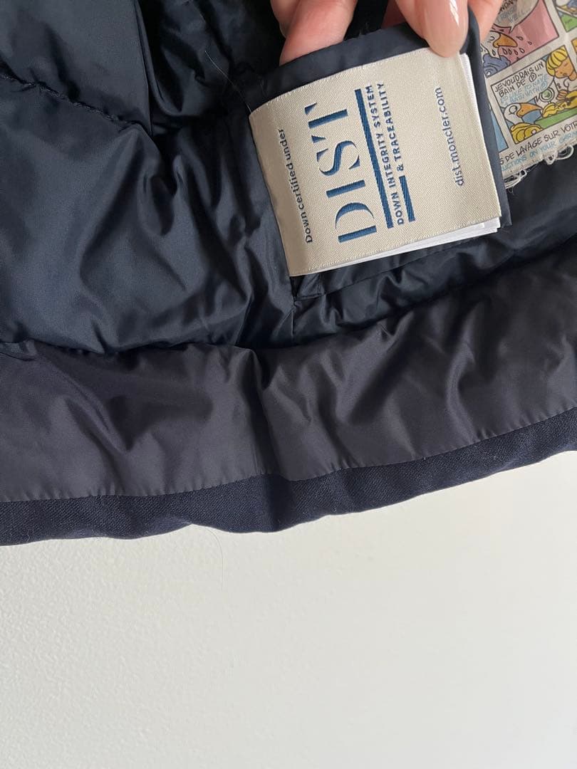 gina⭐︎モンクレール　80 ダウンジャケット ネイビー