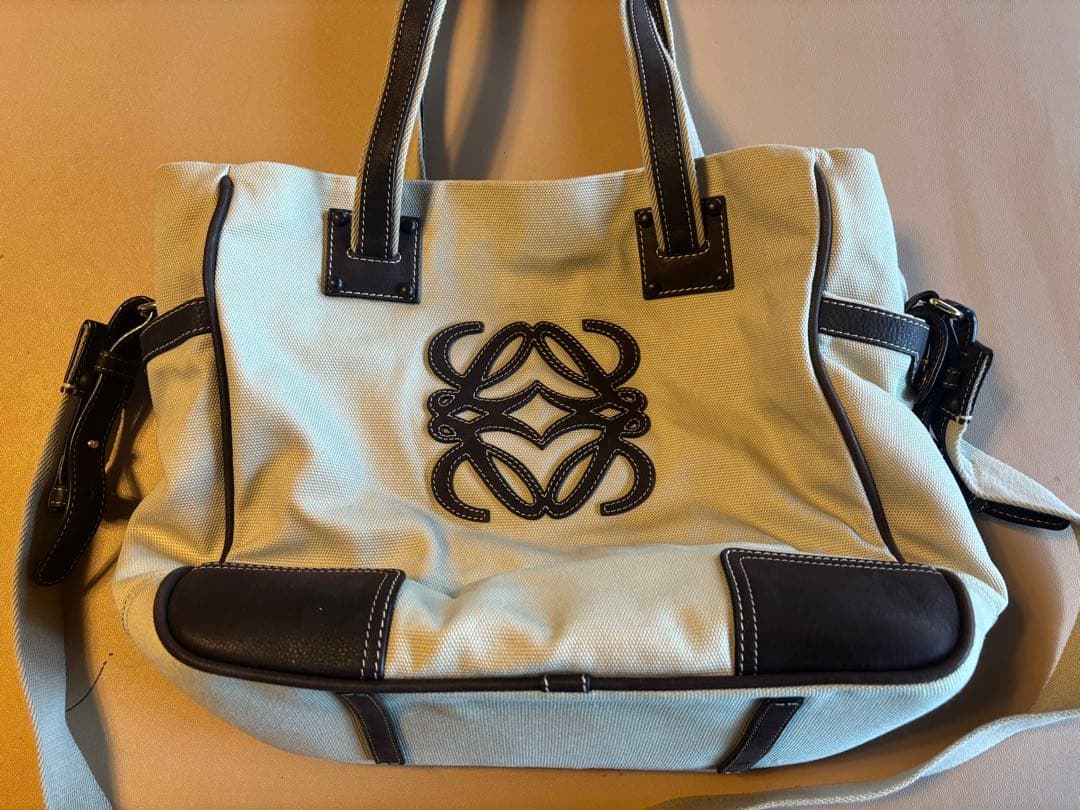 LOEWE ロエベ　アナグラムキャンバス　ショルダーバッグ