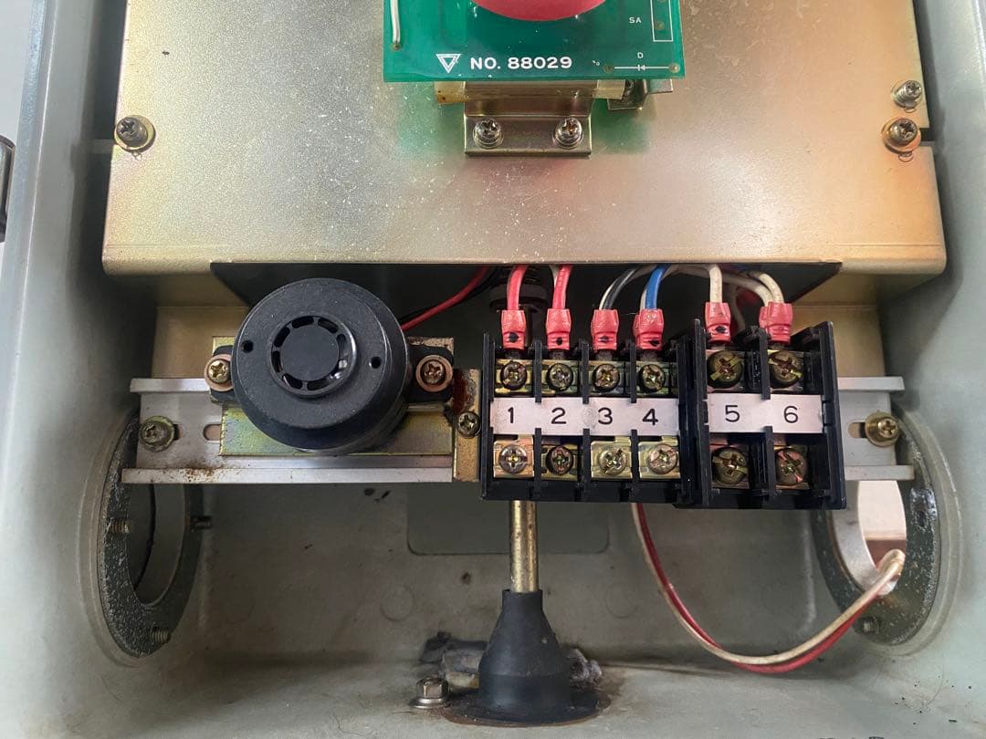 踏切 非常ボタン 非常停止ボタン装置 廃品 鉄道部品 コレクション マニア