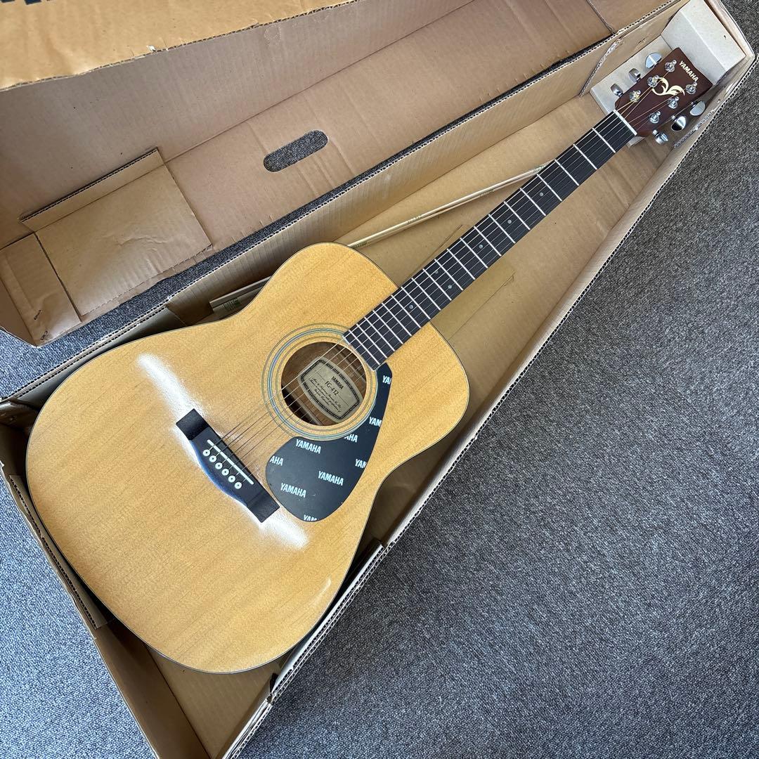 ヤマハ　FG-412 アコースティックギター　未使用　初心者の方におすすめ