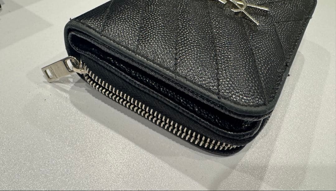 ★イヴサンローラン★YSL★ラウンドジップ 財布★二つ折り ブラック★