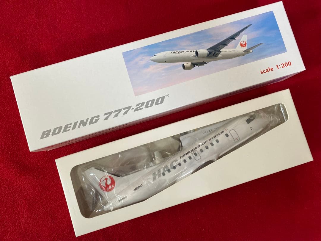 北のドン　 B777-200 1/200 & サーブ340 モデルプレーン