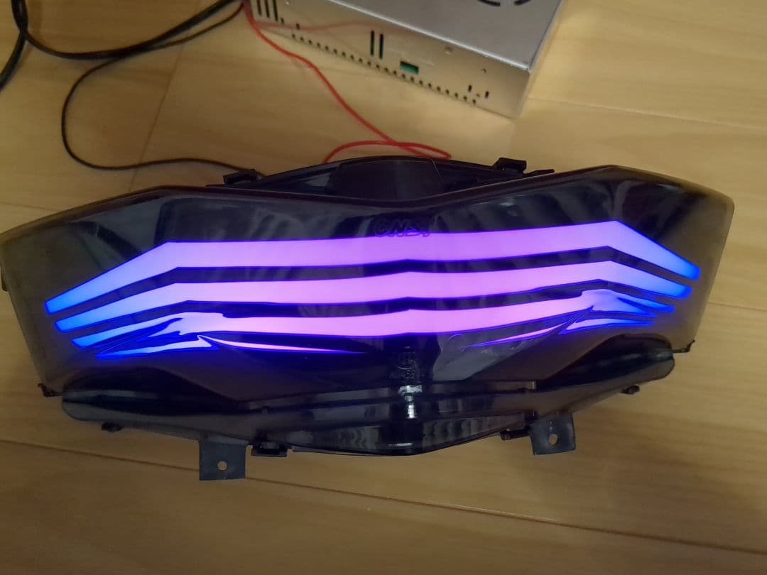 流れるカラー シグナスX ウインカー テールランプ 4型 シーケンシャル