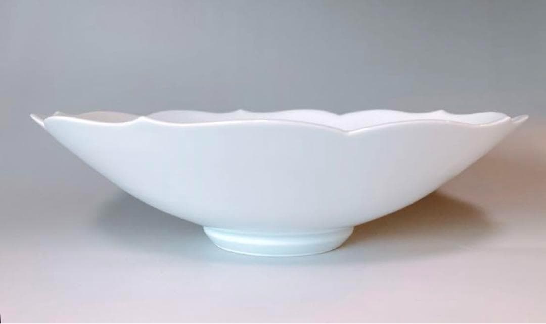 ◆未使用美品◆人間国宝　井上萬二作　白磁　彫文　菓子鉢　有田焼