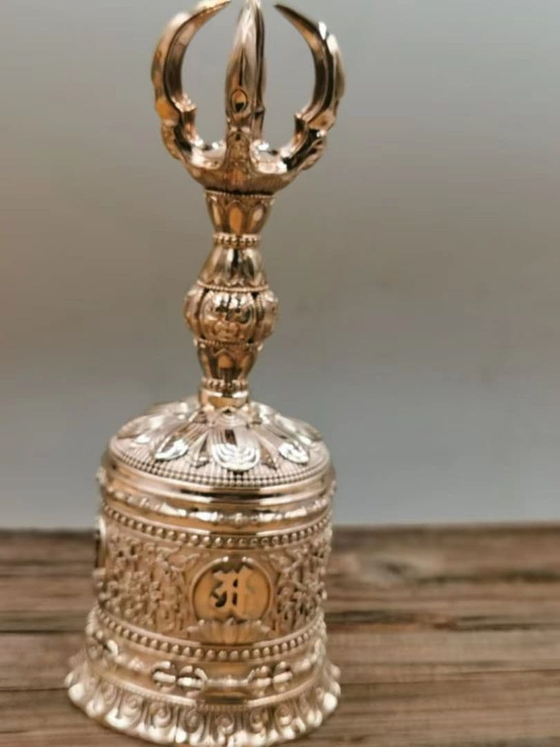 【修縁堂】密教法具 真言宗 鬼面の鈴 金剛鈴 種子字 金剛降魔法器仏具