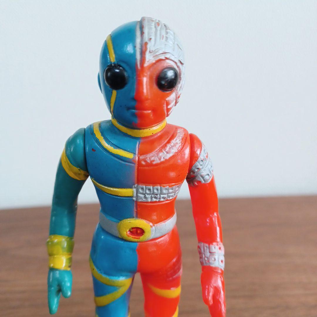 当時物タカトク製「人造人間キカイダー」希少な黒目ソフビフィギュア