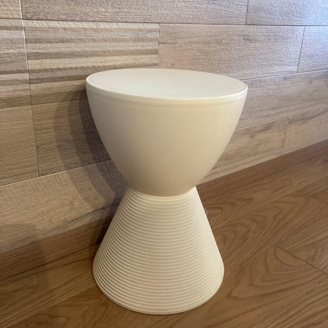 カルテル／スツール(プリンスアハ)