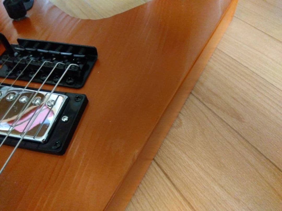 こ*き様 フライングVスタイル エレキギター オレンジ