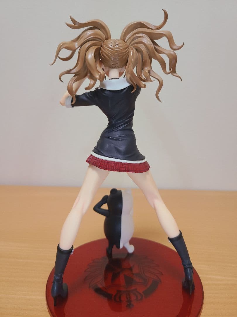 超高校級のフィギュア01 江ノ島盾子