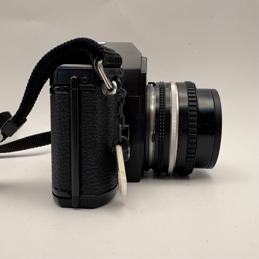 Nikon EM 一眼レフカメラ Nikkor 50mmレンズ