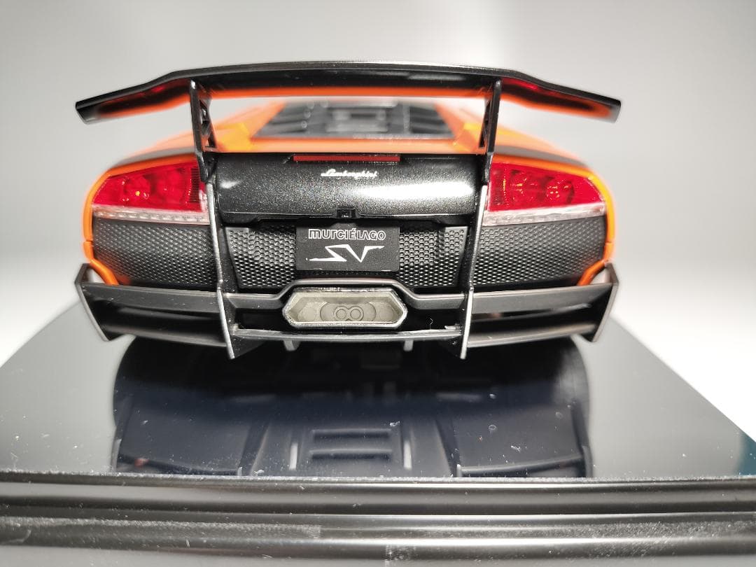 1/24 ランボルギーニ ムルシエラゴ SV 完成品