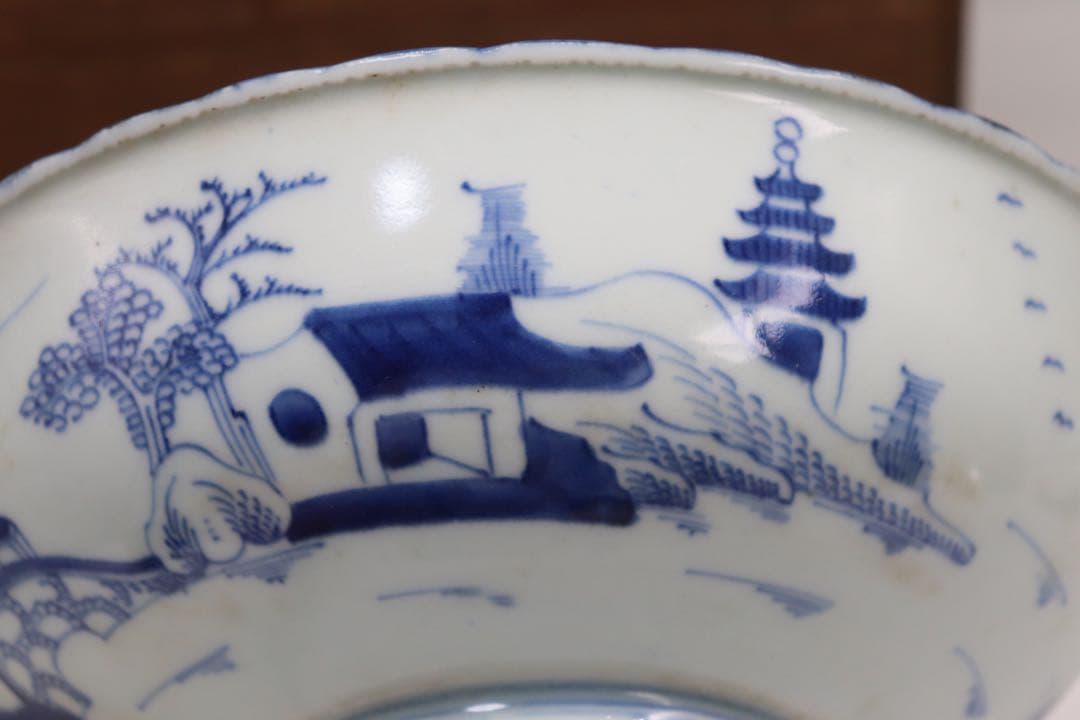 中国　清朝期　大清乾隆年製　染付内鶴紋&外山水紋お碗　共箱　送料込み0805