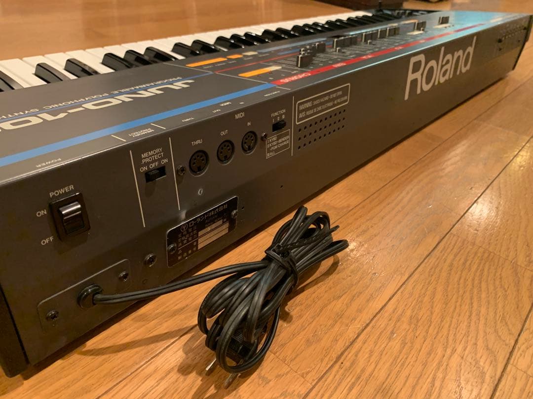 Roland JUNO-106 シンセサイザー 61鍵